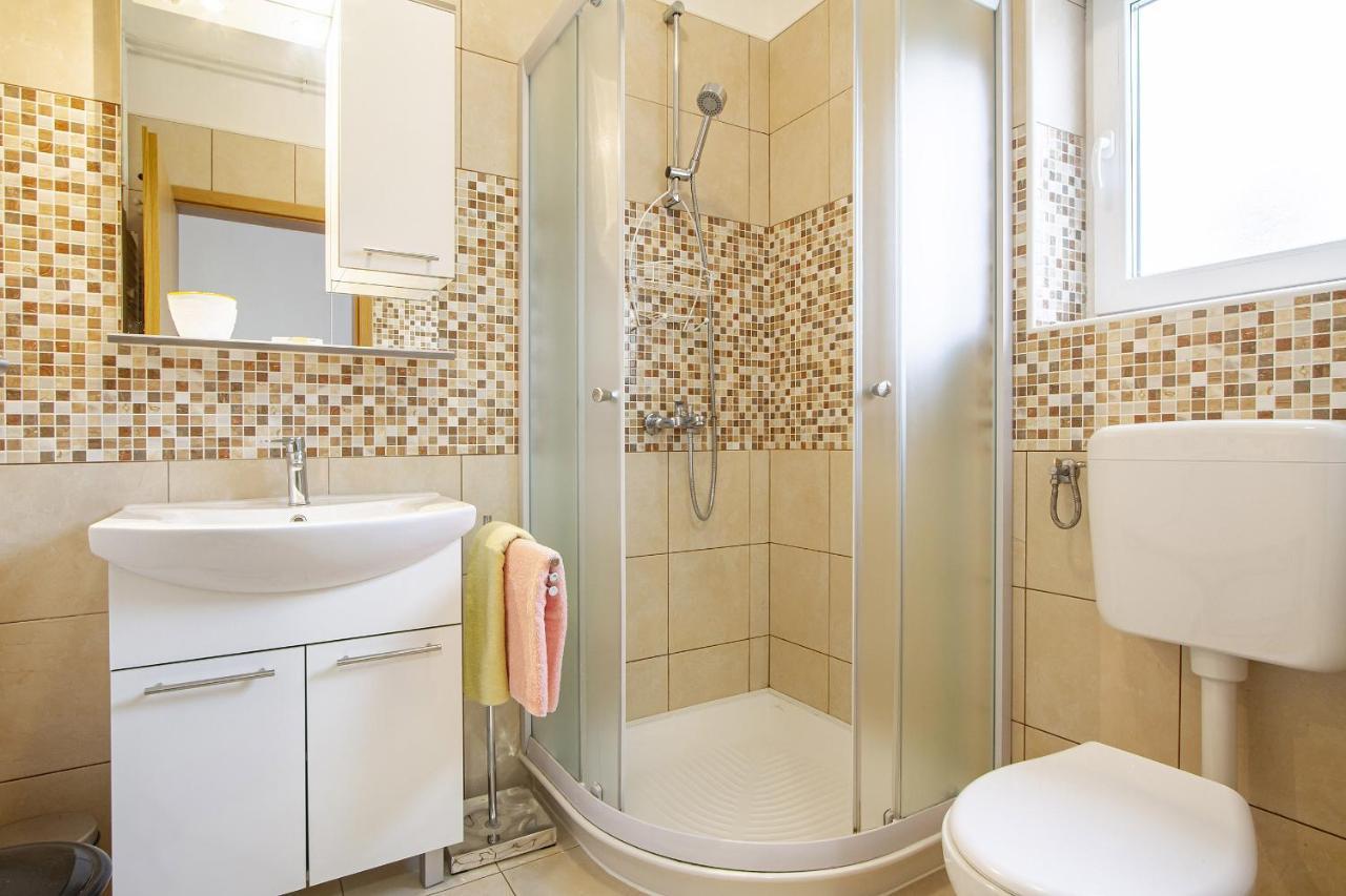 Apartmani Justic نجيفيش المظهر الخارجي الصورة